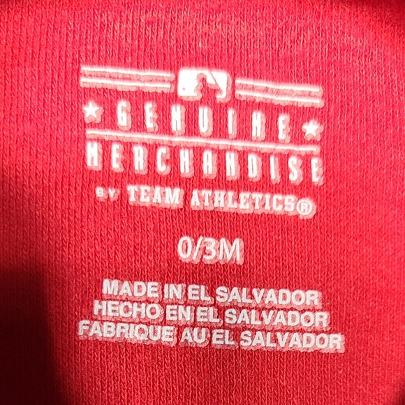 Minnesota Twins/Peanuts onesie EUC. - Picture 3 of 3